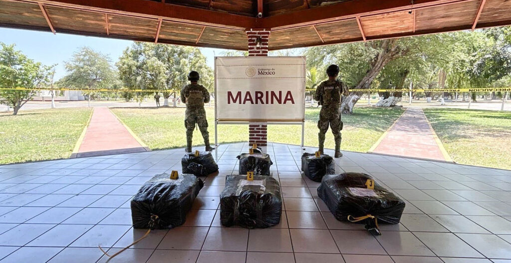 Mexican Navy seizes boat with 265 kilograms of cocaine