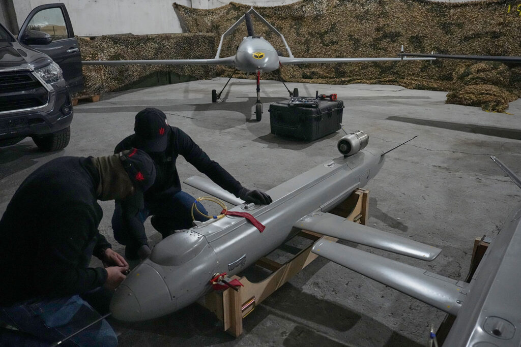 Canada and Ukraine sign drone production deal