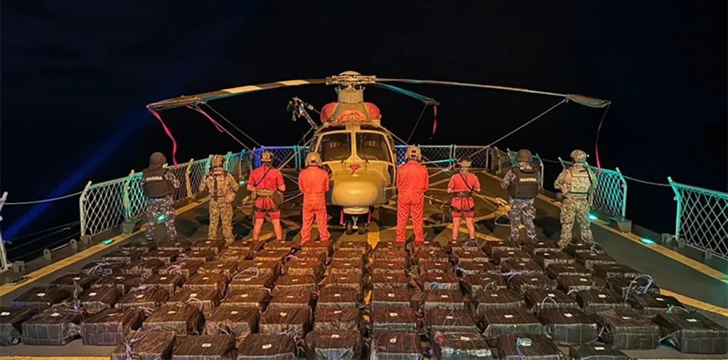 Mexican Navy seizes about 4 metric tons of suspected cocaine in 2 operations
